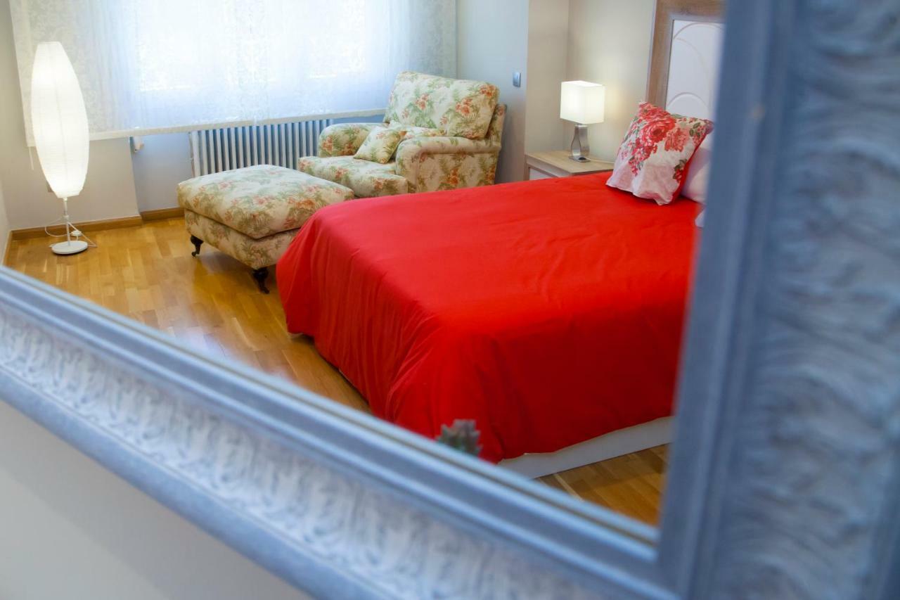 Apartamento 8 - 10 Pax Soria - Centro ภายนอก รูปภาพ